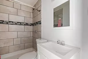 2725 Bowling Green Ave, Dallas, TX 75216 - Photo 11