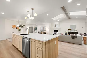 9376 Briarhurst Dr, Dallas, TX 75243 - Photo 9