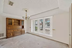 1409 Colony Dr, Irving, TX 75061 - Photo 15