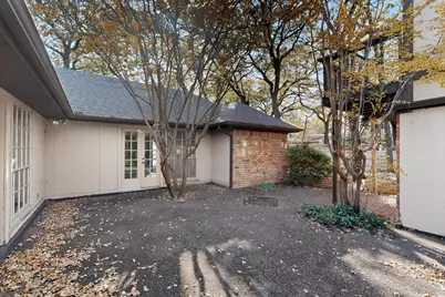 1409 Colony Drive, Irving, TX 75061 - Photo 35