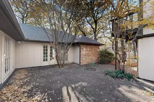 1409 Colony Dr, Irving, TX 75061 - Photo 35