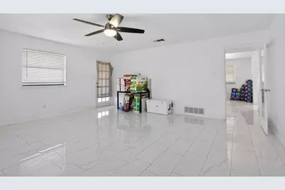 10569 Range Road, Justin, TX 76247 - Photo 15