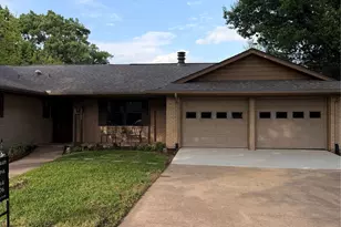 1202 Red Oak, Ennis, TX 75119 - Photo 1