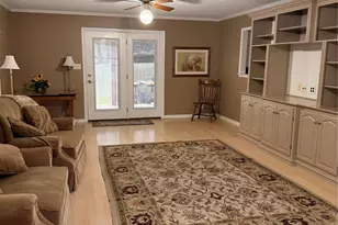 1202 Red Oak, Ennis, TX 75119 - Photo 5