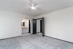 3709 Ravenhill Ln, Arlington, TX 76016 - Photo 13