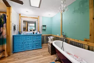 176 E North St, Jacksboro, TX 76458 - Photo 11