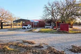 176 E North St, Jacksboro, TX 76458 - Photo 19