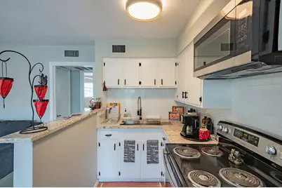 5000 Bowser Avenue #211, Dallas, TX 75209 - Photo 9