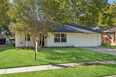 10626 Larchfield Lane, Dallas, TX 75238 - Photo 3