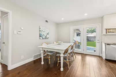 10626 Larchfield Lane, Dallas, TX 75238 - Photo 15