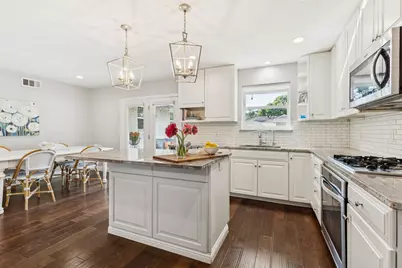 10626 Larchfield Lane, Dallas, TX 75238 - Photo 13