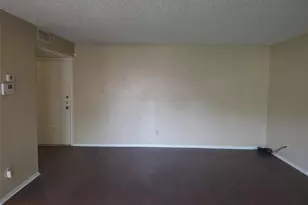 1517 Frio Ln, Garland, TX 75040 - Photo 5