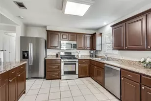 11615 Colmar St, Dallas, TX 75218 - Photo 9