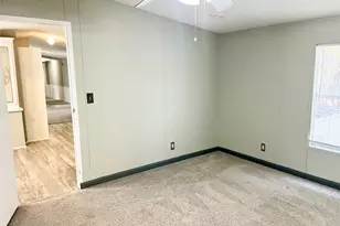 2205 Beechwood Dr, Arlington, TX 76006 - Photo 15