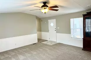 2205 Beechwood Dr, Arlington, TX 76006 - Photo 5