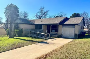 4405 Malden Ln, Dallas, TX 75216 - Photo 1