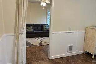 909 Renfro Dr, White Settlement, TX 76108 - Photo 5