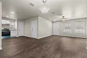 2723 Parsons Ave, Dallas, TX 75215 - Photo 9