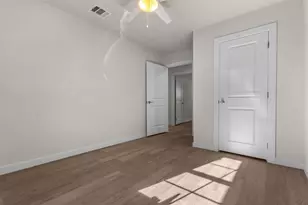 2112 R. W. Bivens Ln, Fort Worth, TX 76105 - Photo 21