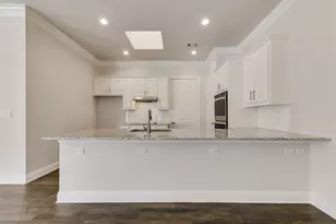 8841 Creek Run Rd, Fort Worth, TX 76120 - Photo 9