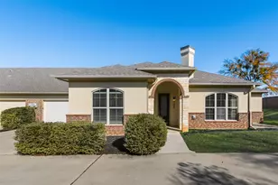 8841 Creek Run Rd, Fort Worth, TX 76120 - Photo 1