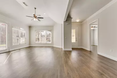 8841 Creek Run Road #403, Fort Worth, TX 76120 - Photo 3