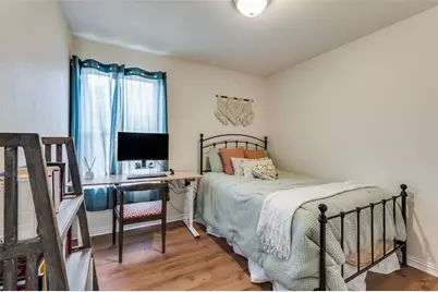 105 Camden Court, Irving, TX 75061 - Photo 15