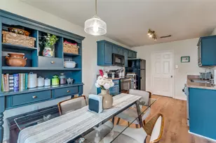 105 Camden Ct, Irving, TX 75061 - Photo 9