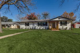 418 Bowie St, Forney, TX 75126 - Photo 1