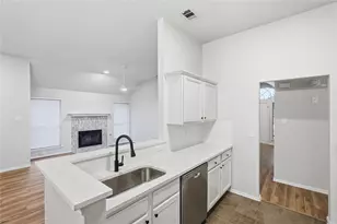 908 York St, Forney, TX 75126 - Photo 11