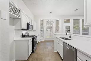 908 York St, Forney, TX 75126 - Photo 9