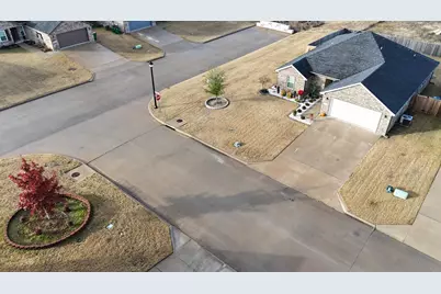 100 Midway Meadows, Pottsboro, TX 75076 - Photo 35