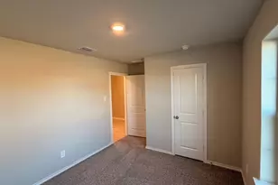 8437 Coffee Spgs Dr, Fort Worth, TX 76131 - Photo 9