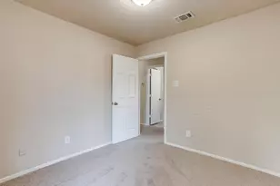 2295 E Renfro St, Burleson, TX 76028 - Photo 35