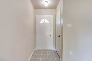 2295 E Renfro St, Burleson, TX 76028 - Photo 7