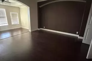 2529 Red Oak Ln, Burleson, TX 76028 - Photo 11