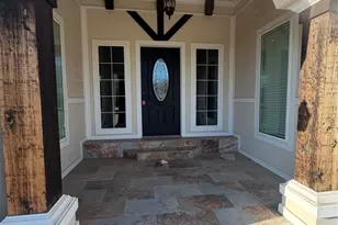 2529 Red Oak Ln, Burleson, TX 76028 - Photo 3