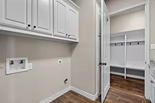 337 Kenyon Ct, Granbury, TX 76049 - Photo 23