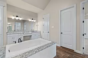 337 Kenyon Ct, Granbury, TX 76049 - Photo 27