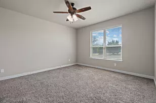 337 Kenyon Ct, Granbury, TX 76049 - Photo 15