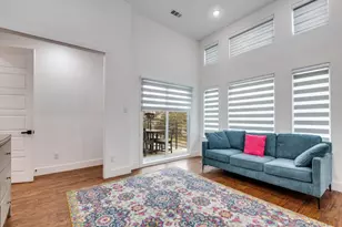 713 Wayne St, Dallas, TX 75223 - Photo 25