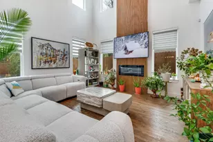 713 Wayne St, Dallas, TX 75223 - Photo 5