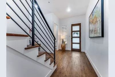 713 Wayne Street, Dallas, TX 75223 - Photo 3