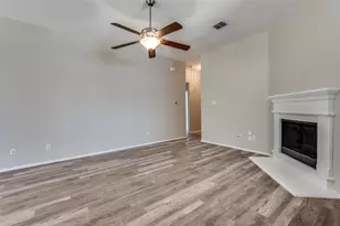 1924 Kingsbrook Trail, Fort Worth, TX 76120 - Photo 5