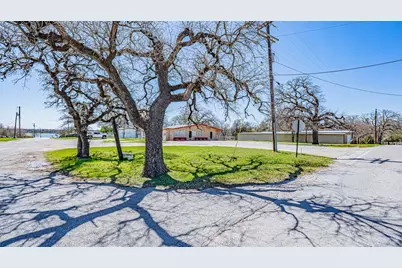 1300 Liberty School Road, Pelican Bay, TX 76020 - Photo 9