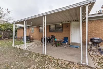 525 S Hampshire Street, Saginaw, TX 76179 - Photo 11