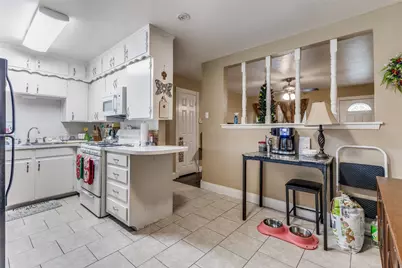 525 S Hampshire Street, Saginaw, TX 76179 - Photo 5