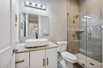 1121 Excalibur Boulevard, Lewisville, TX 75056 - Photo 35