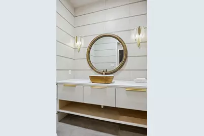 1121 Excalibur Boulevard, Lewisville, TX 75056 - Photo 25