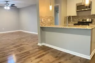 5838 Sandhurst Ln, Dallas, TX 75206 - Photo 1